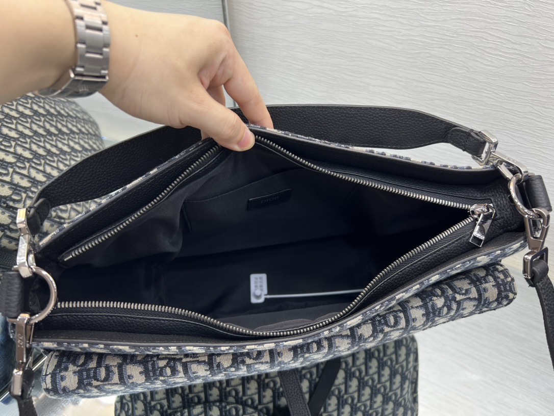 Dior 23790(2) 40×29.5×14.5cm