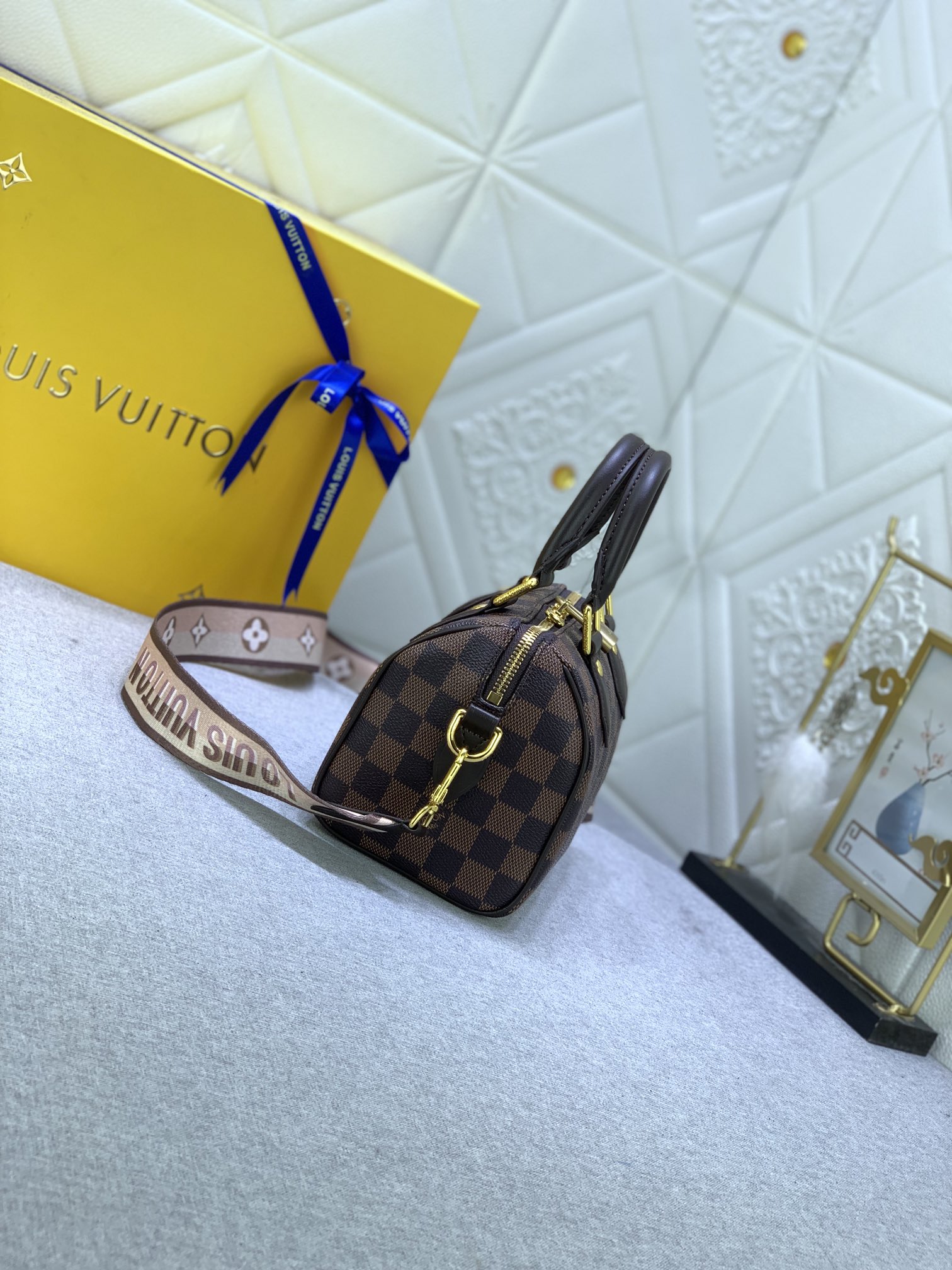 Louis Vuitton Speedy Bandoulière 20 M46222 (8) 20.5 x 13.5 x 12cm