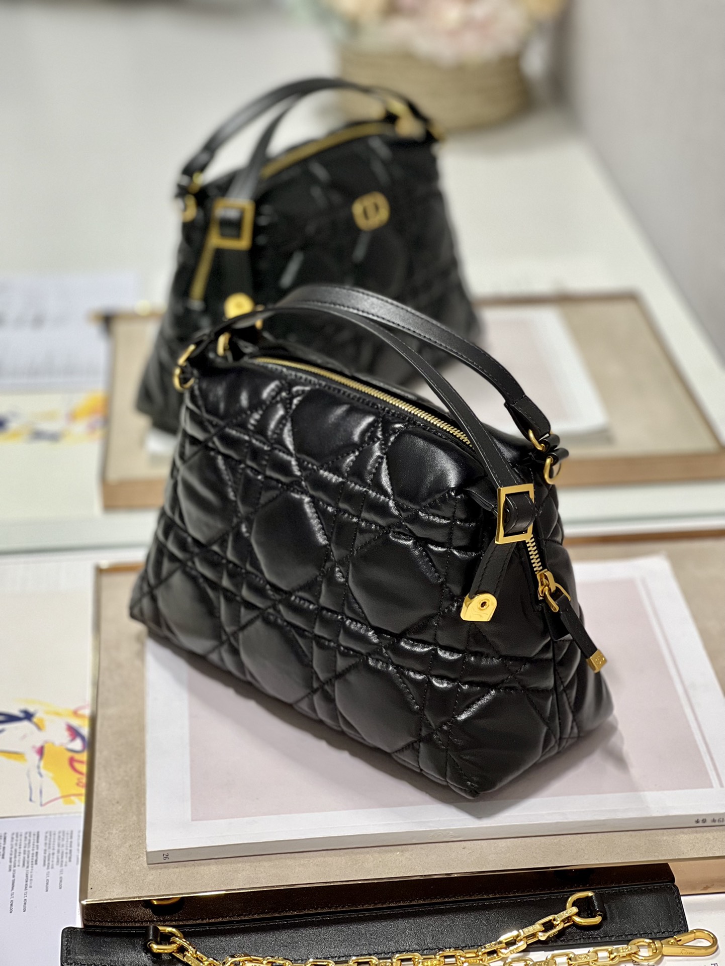 Dior Black 5556 25×16cm