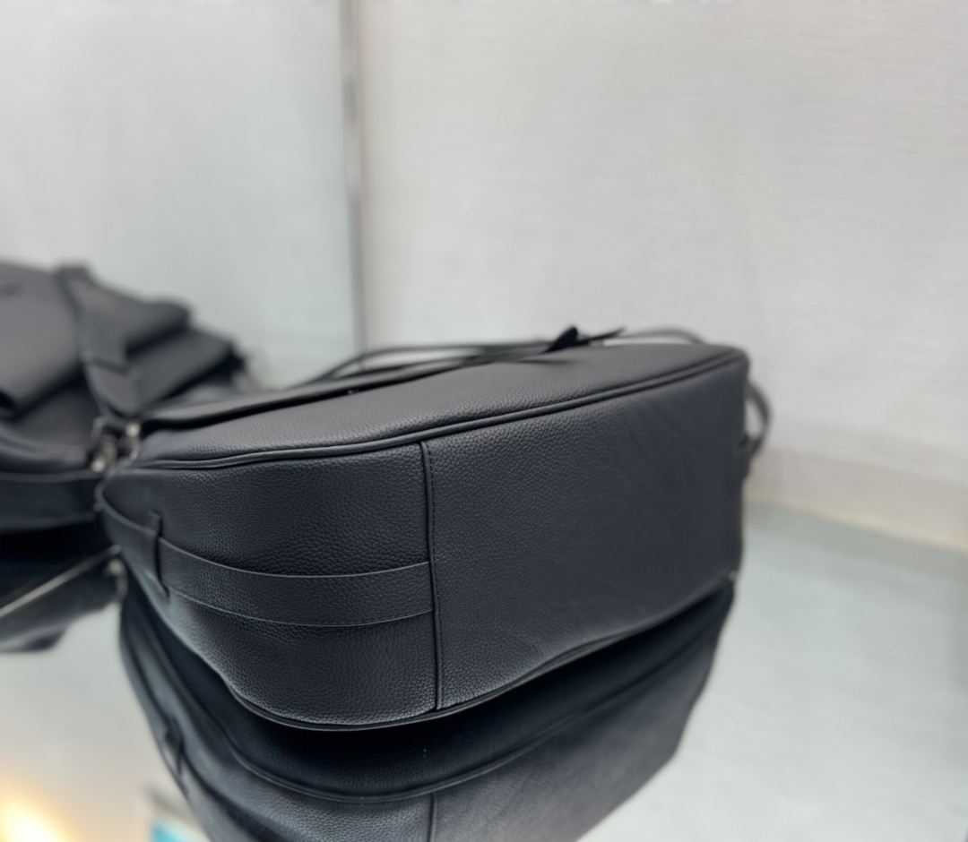 Dior 23790 40×29.5×14.5cm