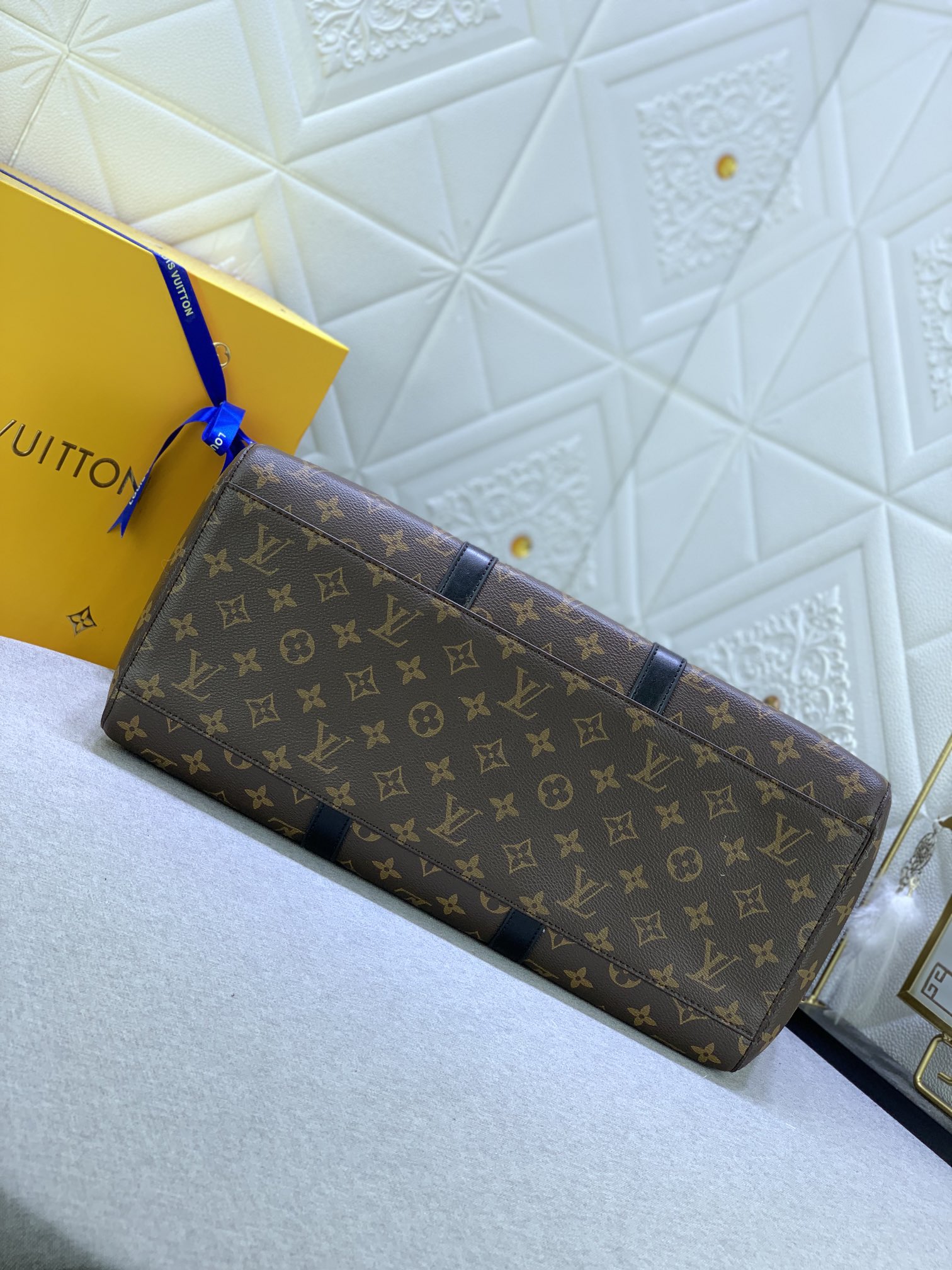 Louis Vuitton Sac Plat M46451 (3) 44 x 33 x 18cm