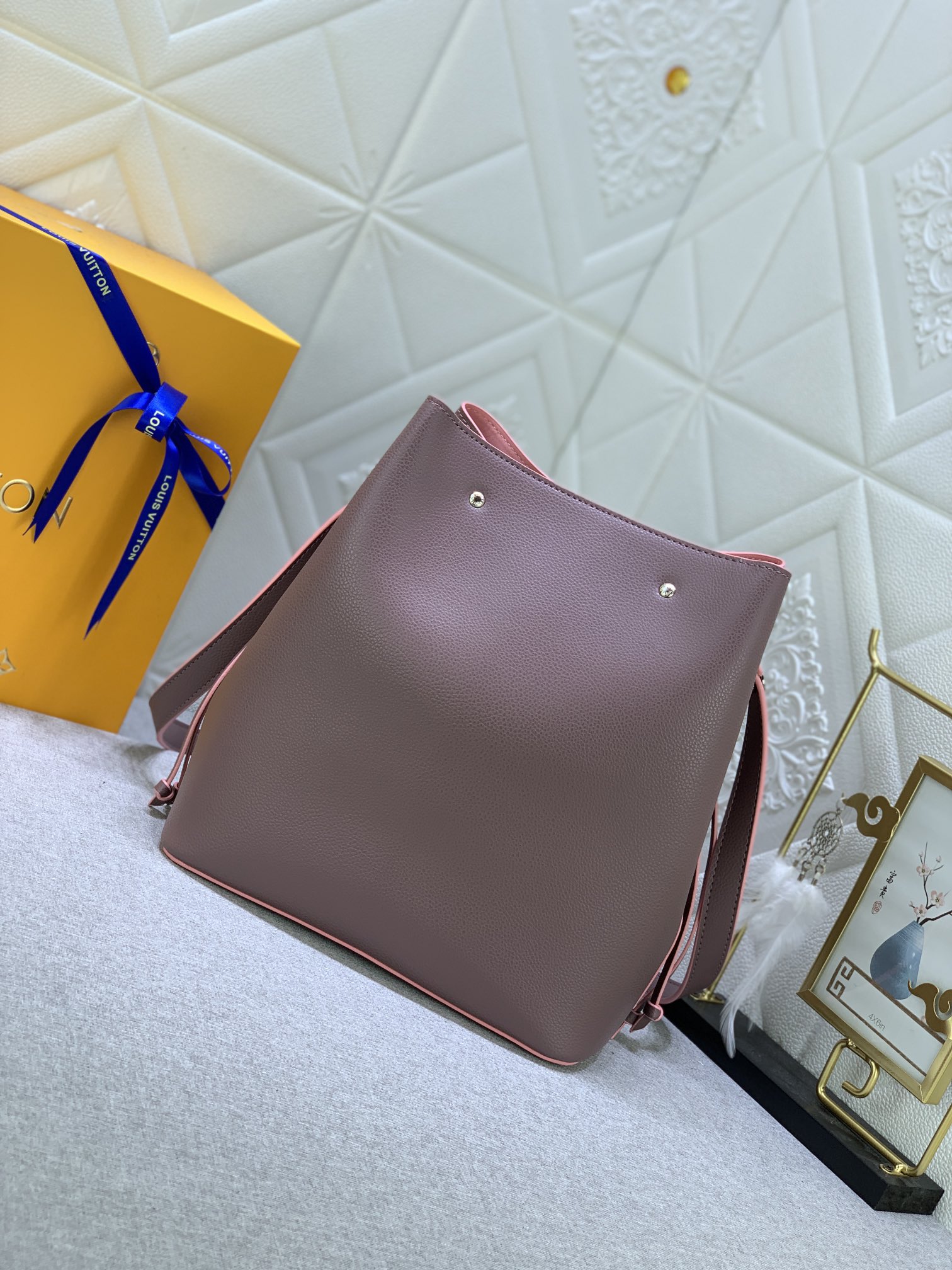 Louis Vuitton M54677 (5) 25-27-15cm