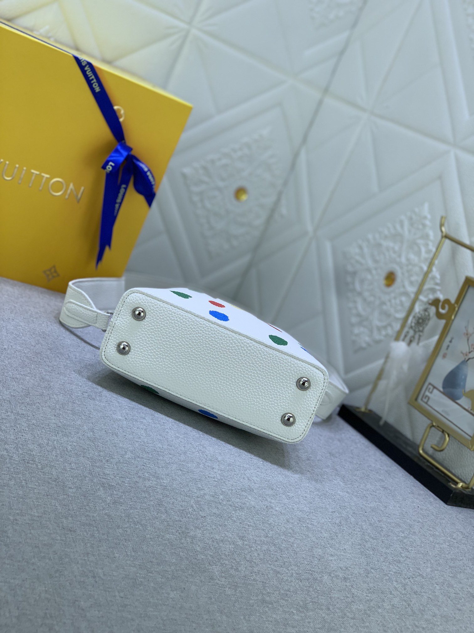 Louis Vuitton x YK Capucines M21663 (7) 21x14x8cm