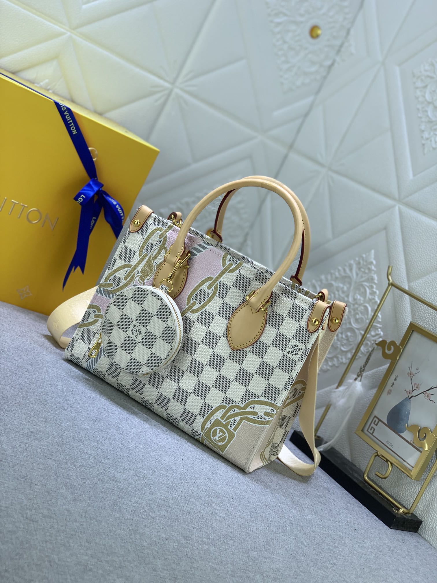 Louis Vuitton Onthego M45659 25x19x11.5cm