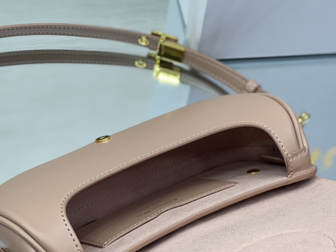 Dior Bobby 9327 (3) 21*5*12cm