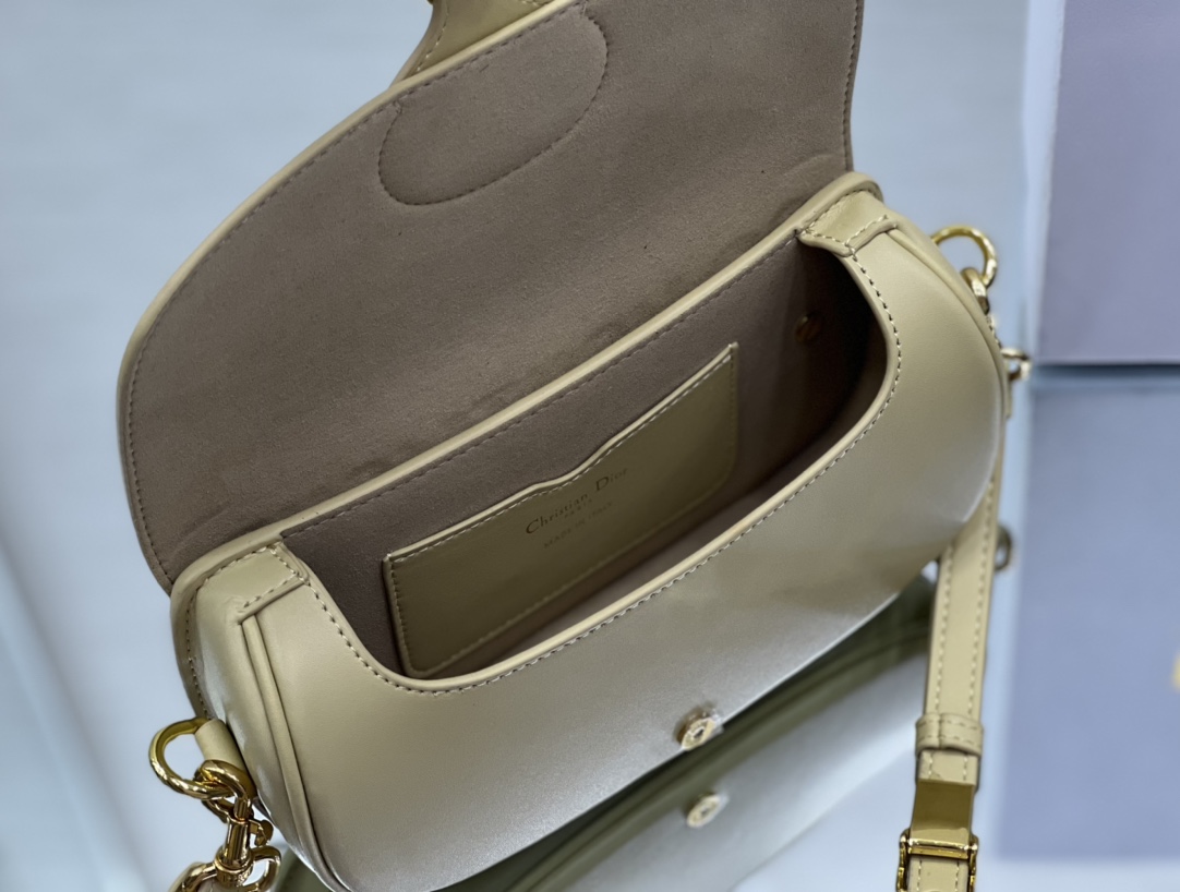 Dior Bobby 9327 21*5*12cm