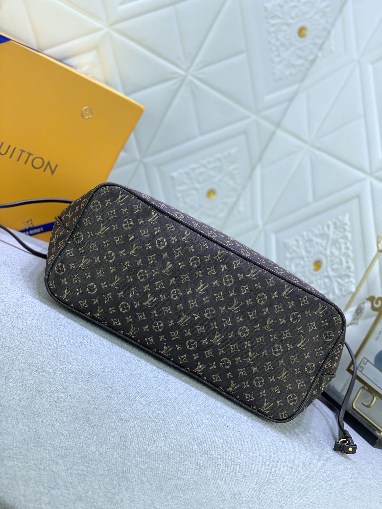 Louis Vuitton NEVERFULL M40995 (6) 32 x 29 x 17 cm