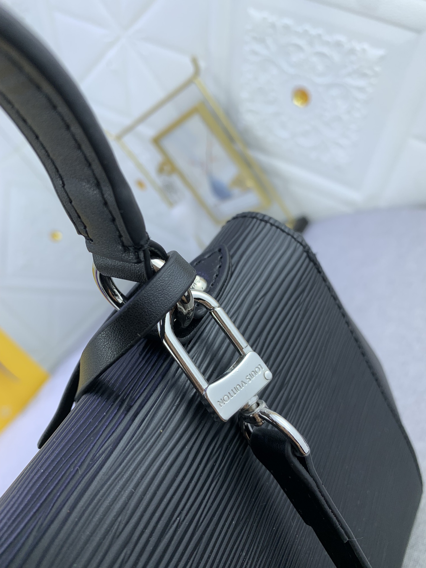 Louis Vuitton CLUNY BB M41312 25.5x10x18.5cm