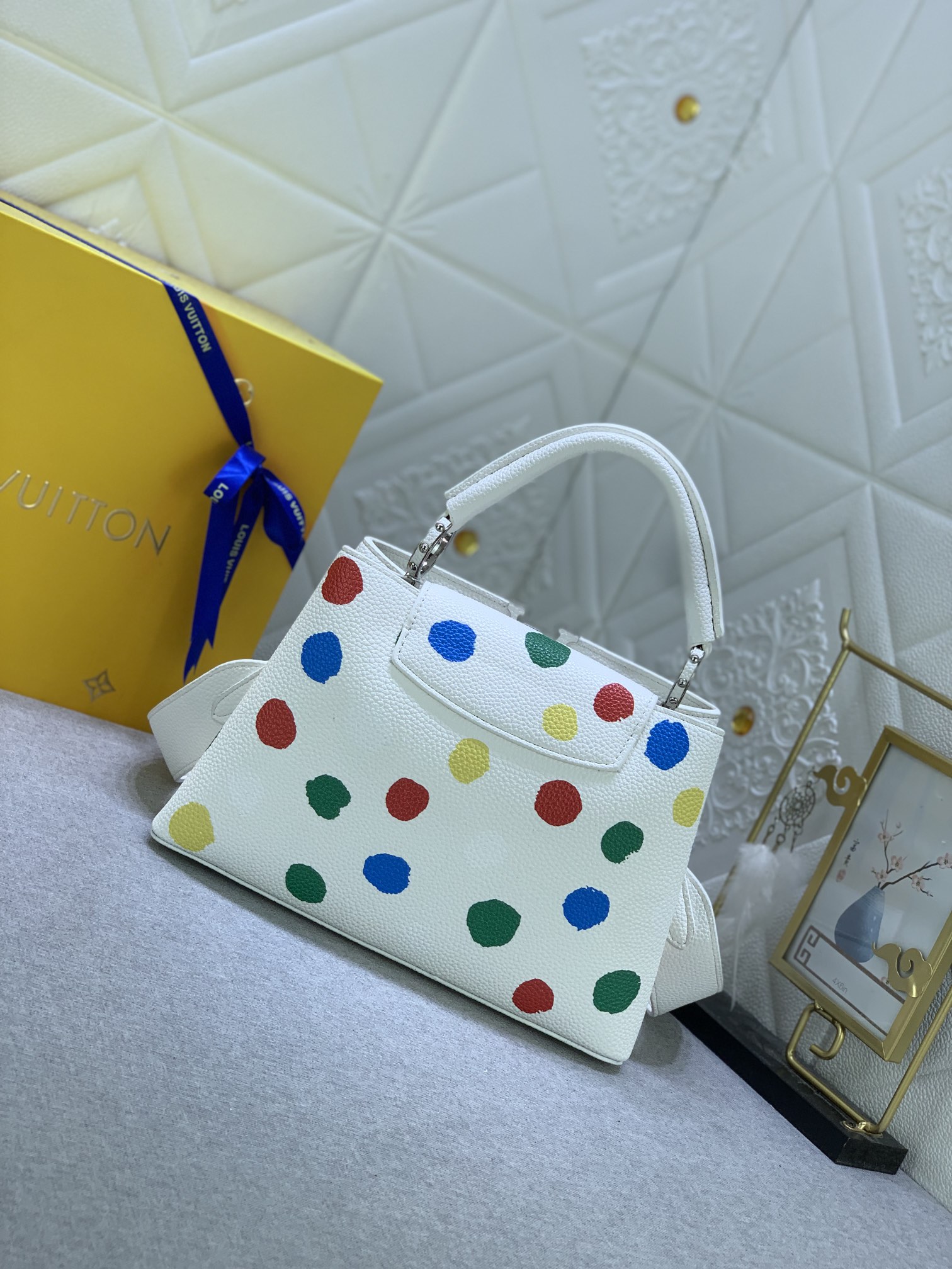 Louis Vuitton x YK Capucines M21663 (3) 27x18x9cm