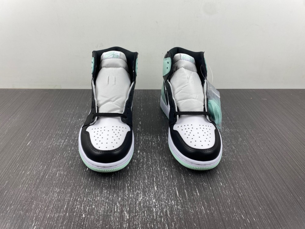 Jordan 1 Retro High Igloo 861428 100