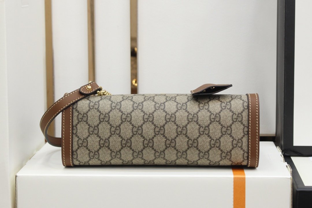 GUCCI Padlock 498156 26*18*10cm