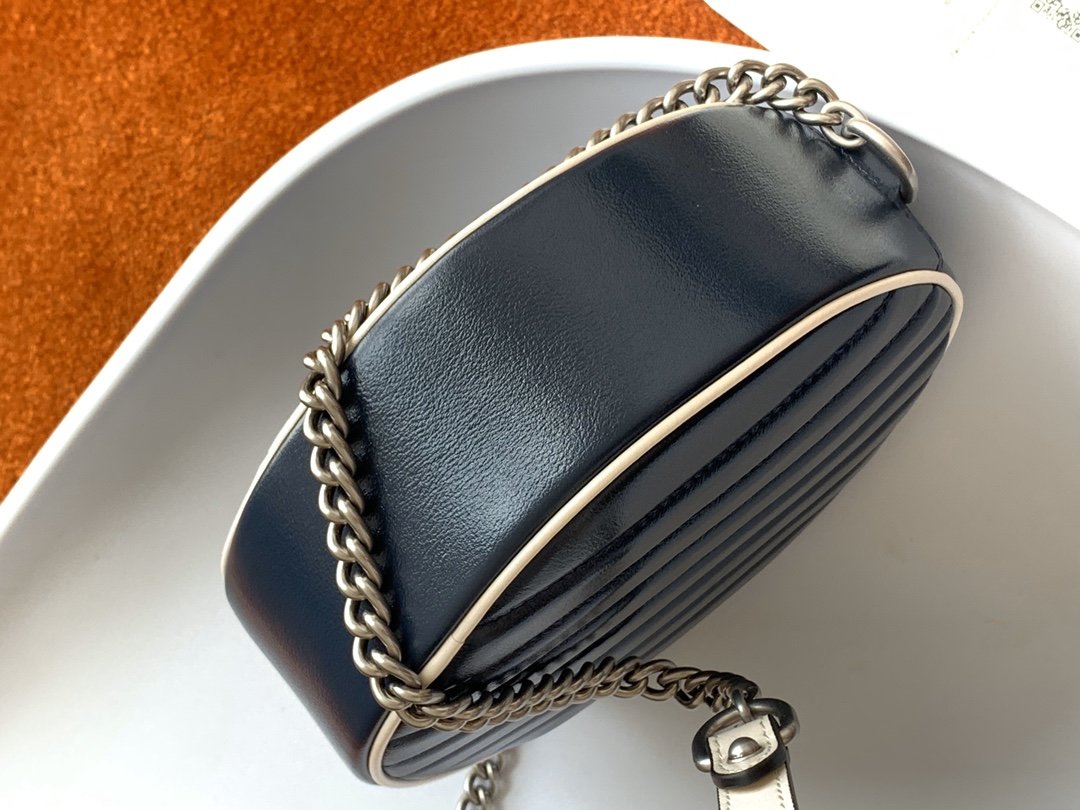 GUCCI 550154 18.5/18.8/6.5cm