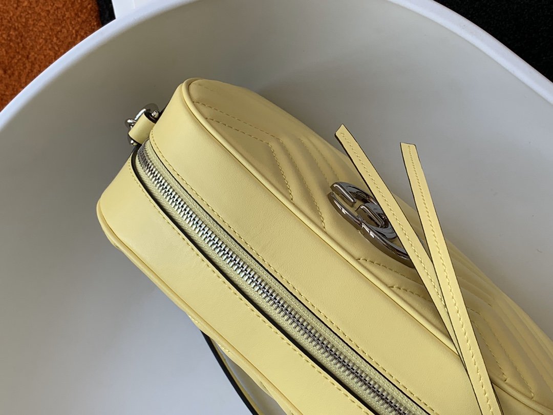 Gucci Marmont 447632 24x13x7cm