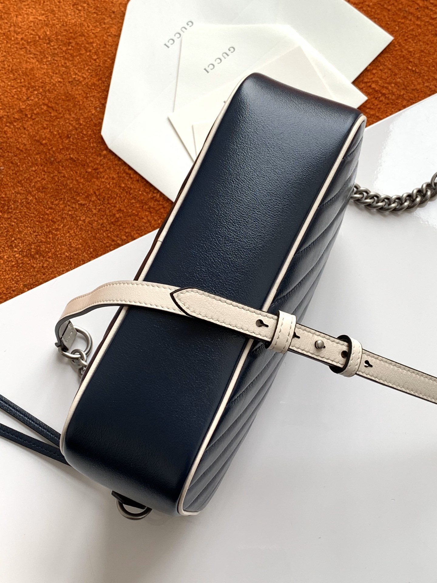 GUCCI Marmont 447632 24x13x7cm