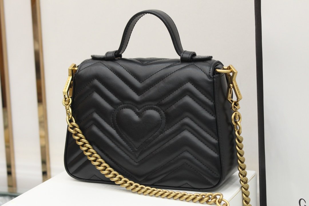 GUCCI Marmont 547260 21*15*8cm