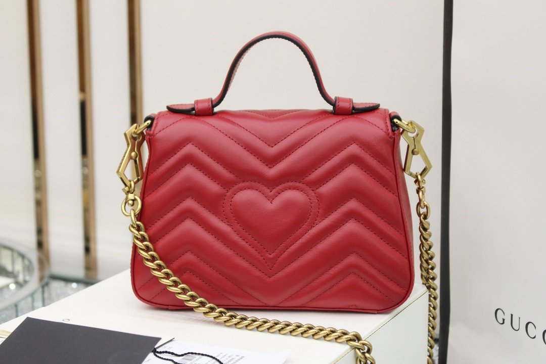 GUCCI Marmont 547260 21*15*8cm
