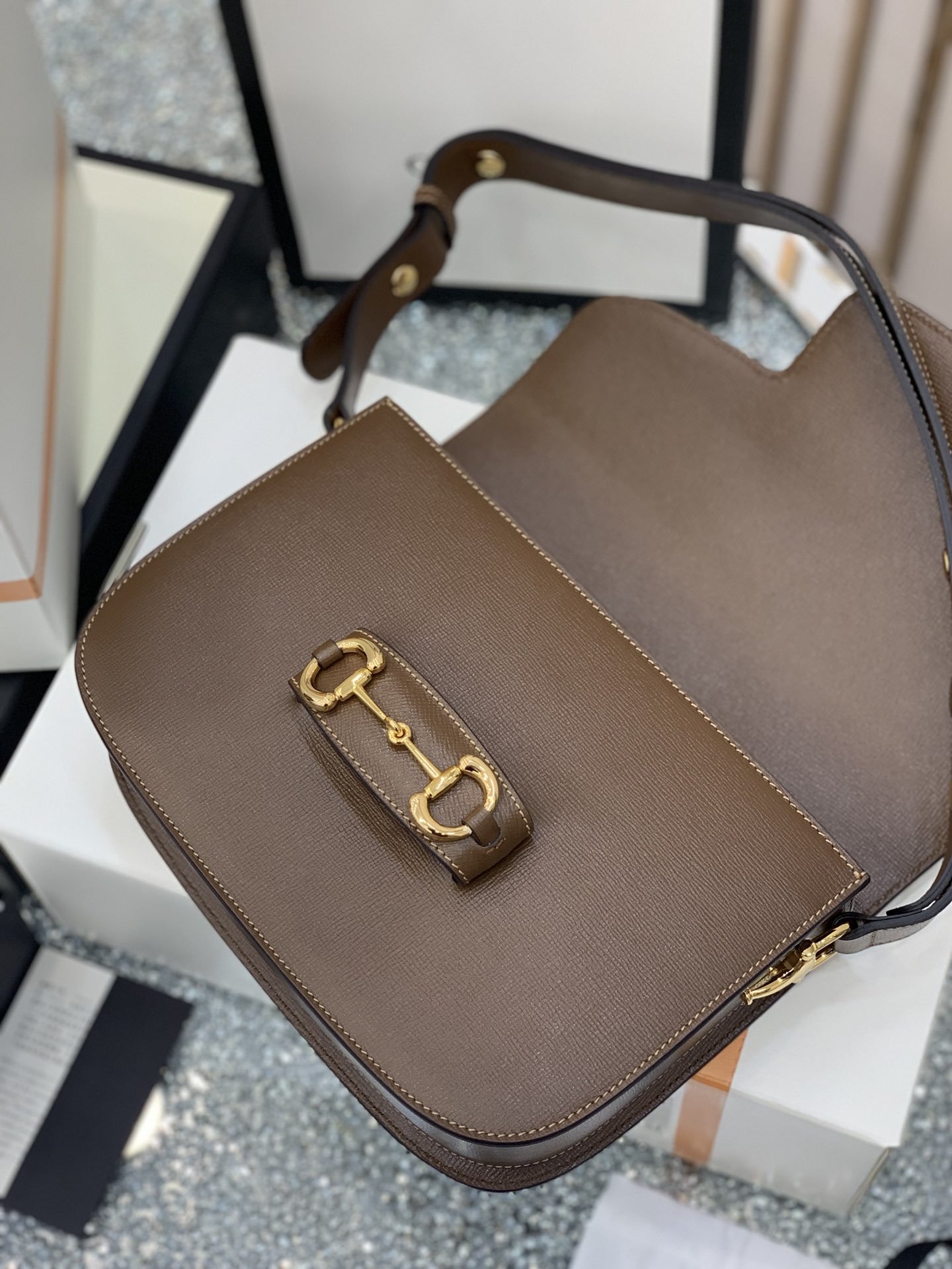 GUCCI 1995 Horsebit Bag 602204 25*18*8cm