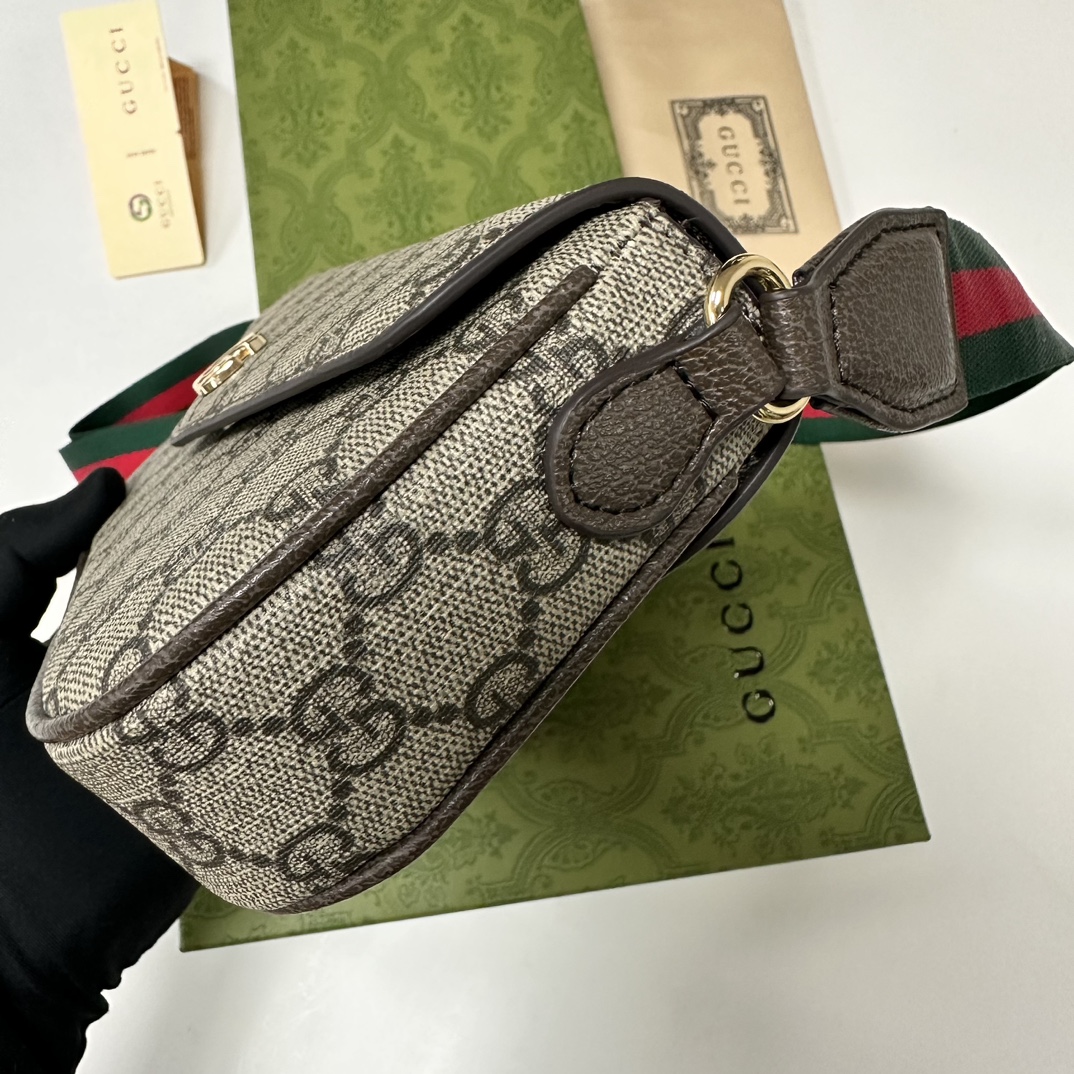 GUCCI 764961 22X13X4cm