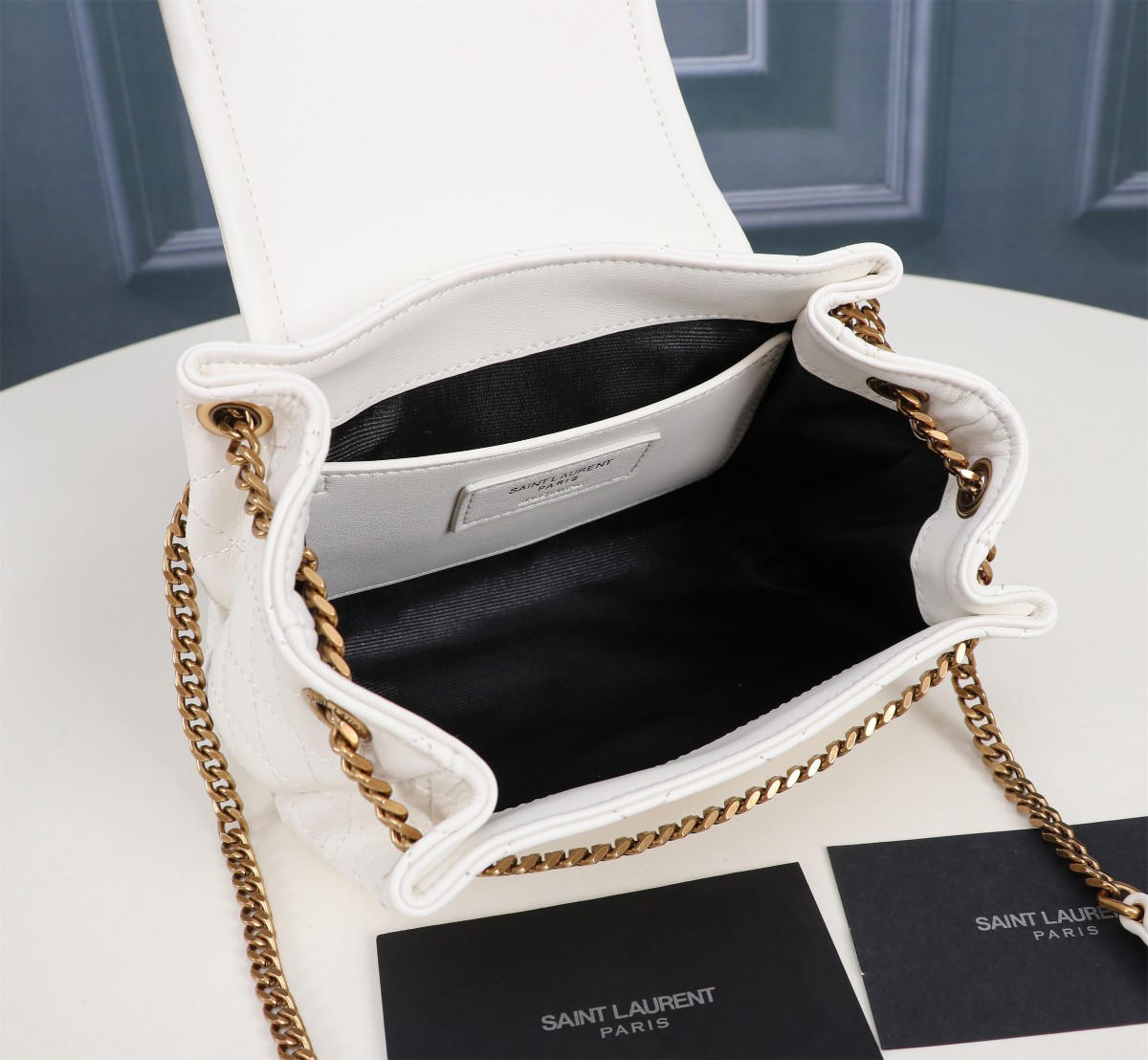 YSL Mini Nolita 672738 18x13x6cm