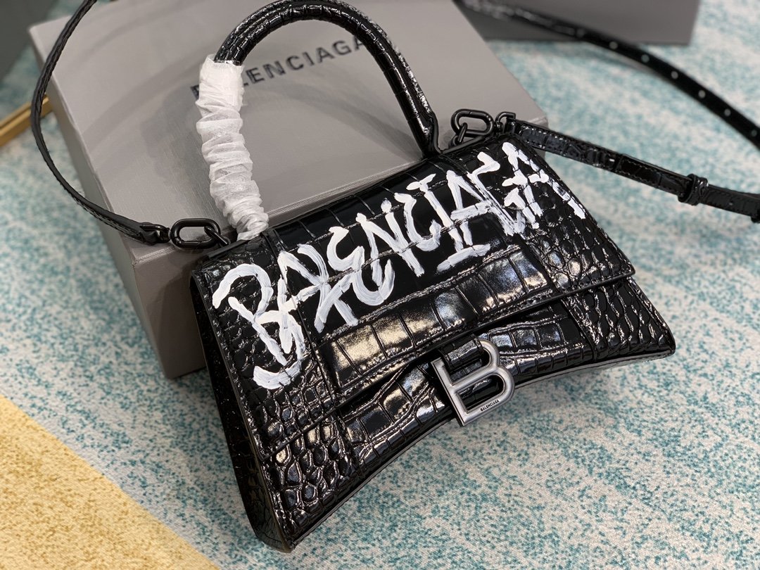 Balenciaga Hourglass S 8895 23x10x24cm