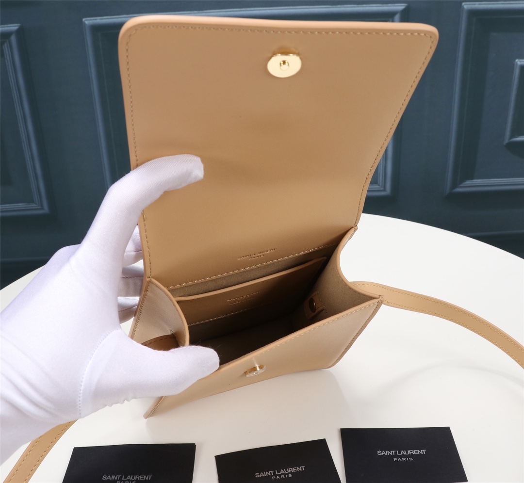 YSL 668809 16×18x6cm