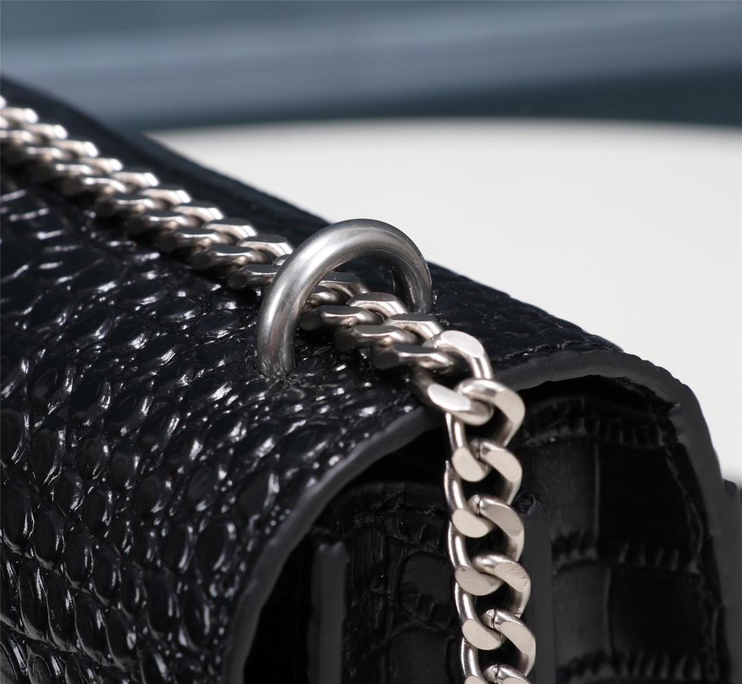 YSL  Saint Laurent 442906 (11) 22x16x9cm