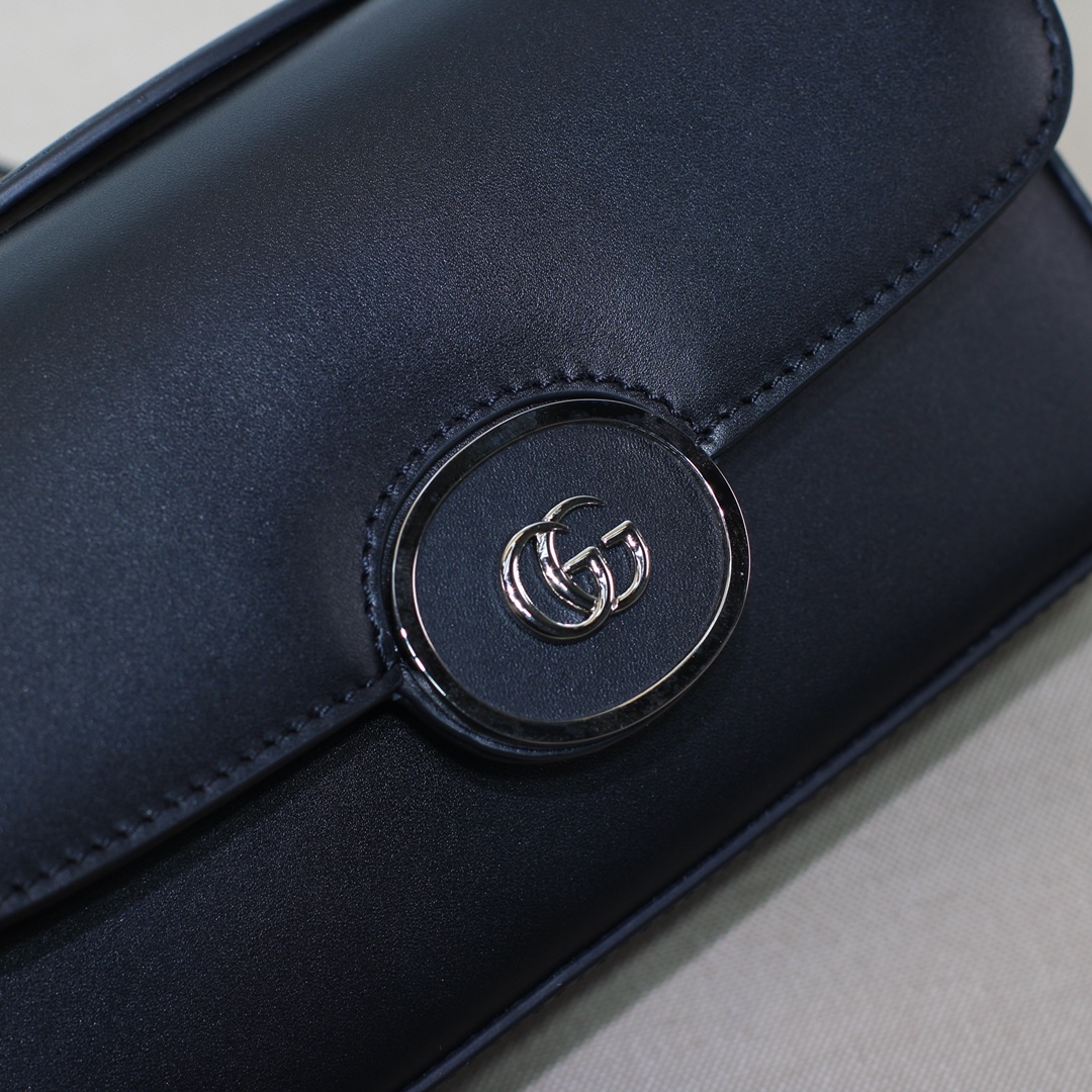 GUCCI 739722 21x10x5cm