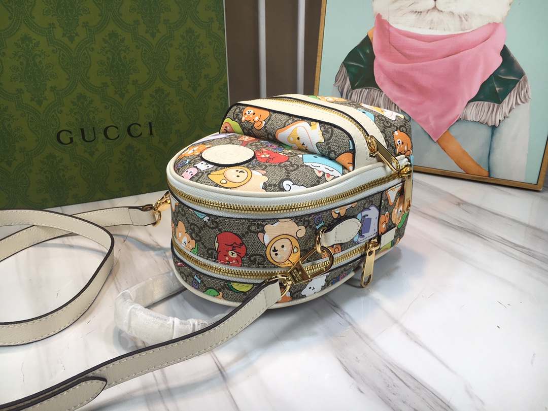 Gucci 725654 15x19x8cm