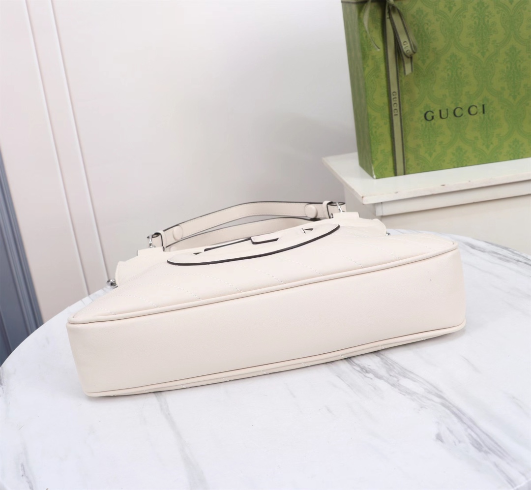 GUCCI 751518 24x30x6cm