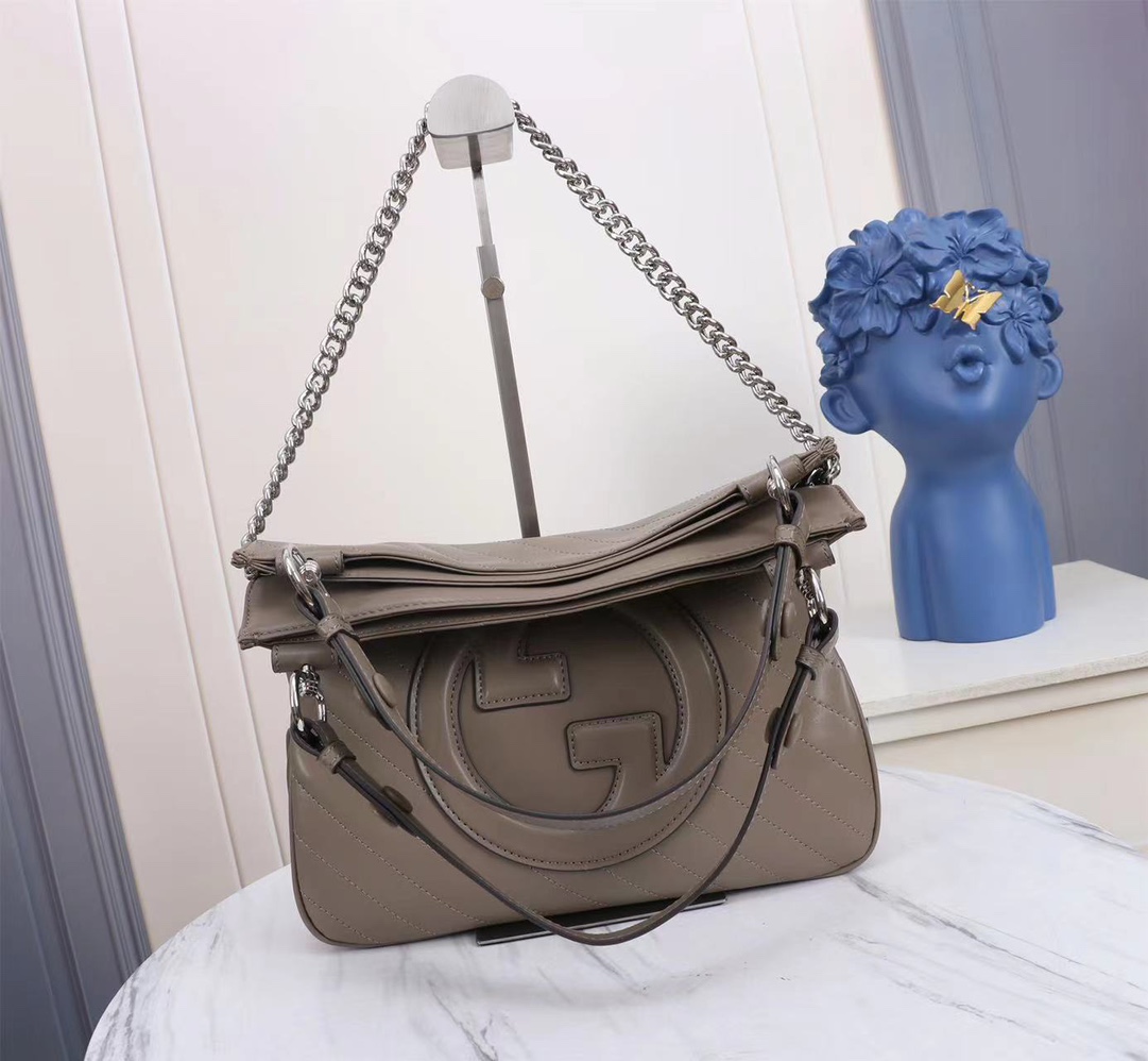 GUCCI 751518 24x30x6cm