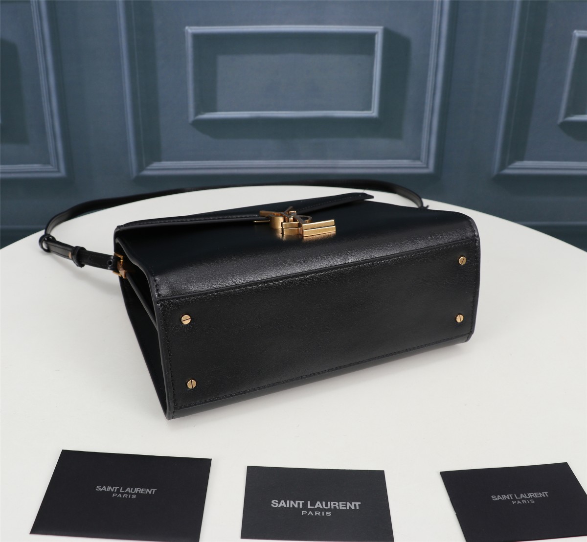 YSL CASSANDRA 78000 24.5x20x11.5cm