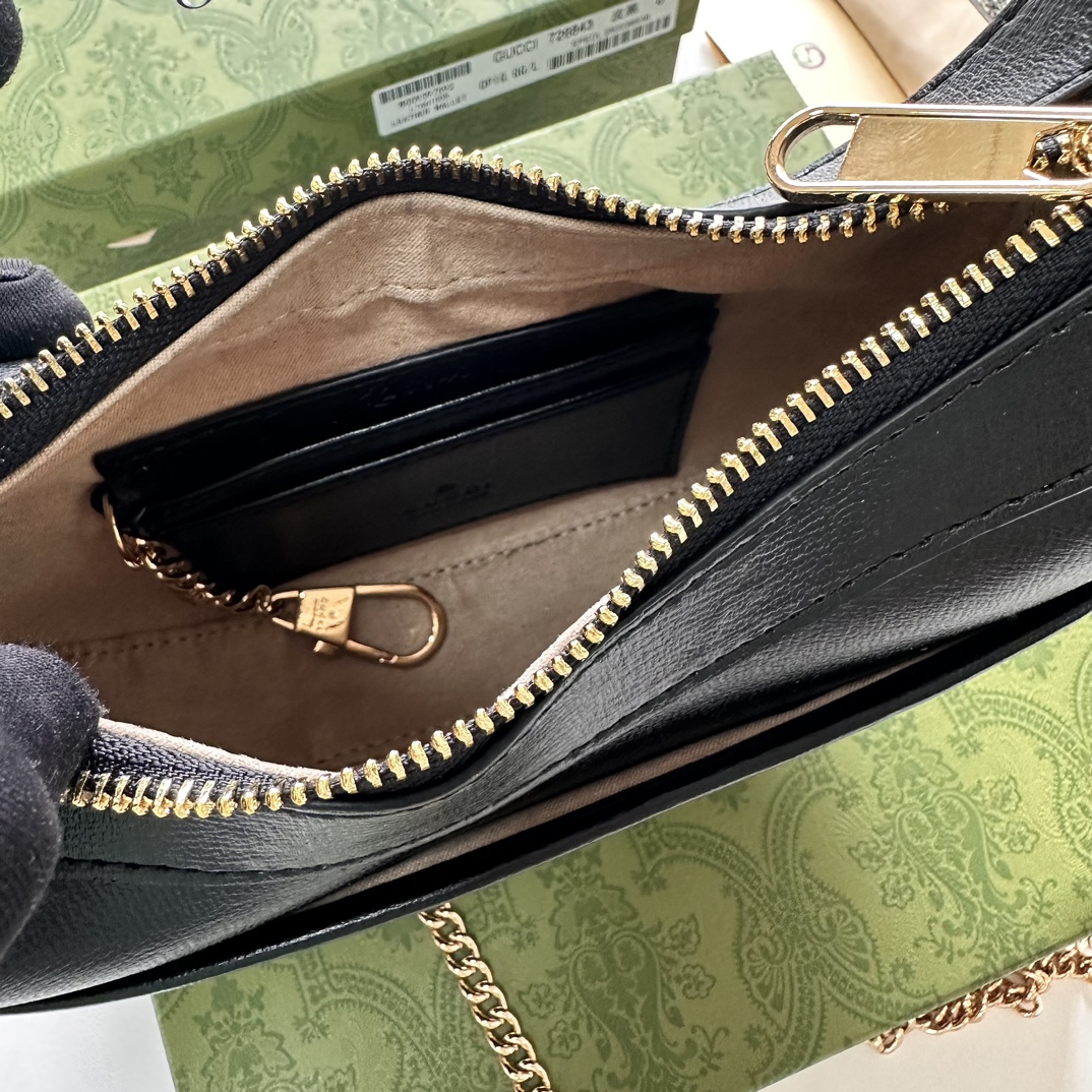 GUCCI 726843 22x12.5x5cm