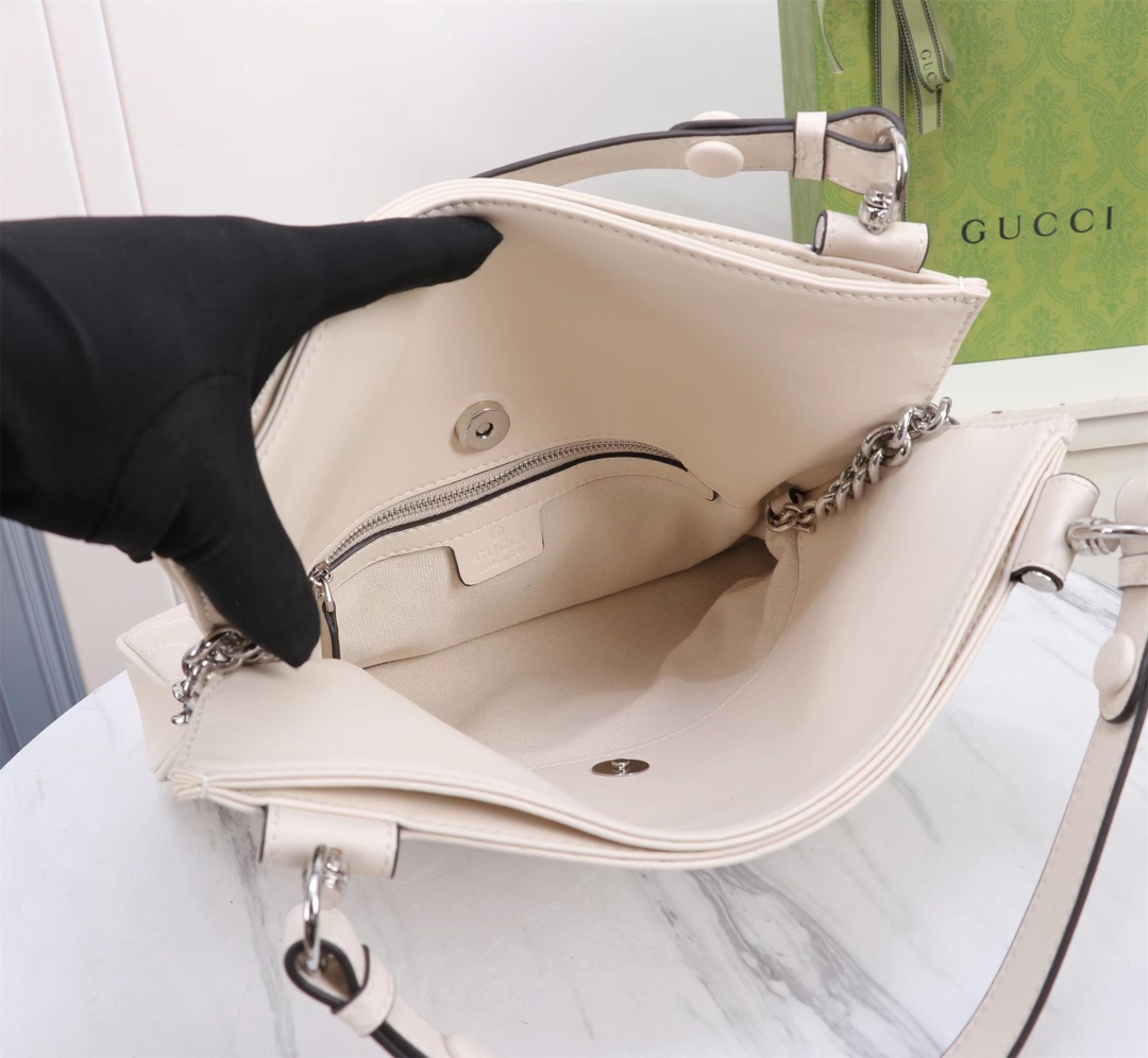 GUCCI 751518 24x30x6cm