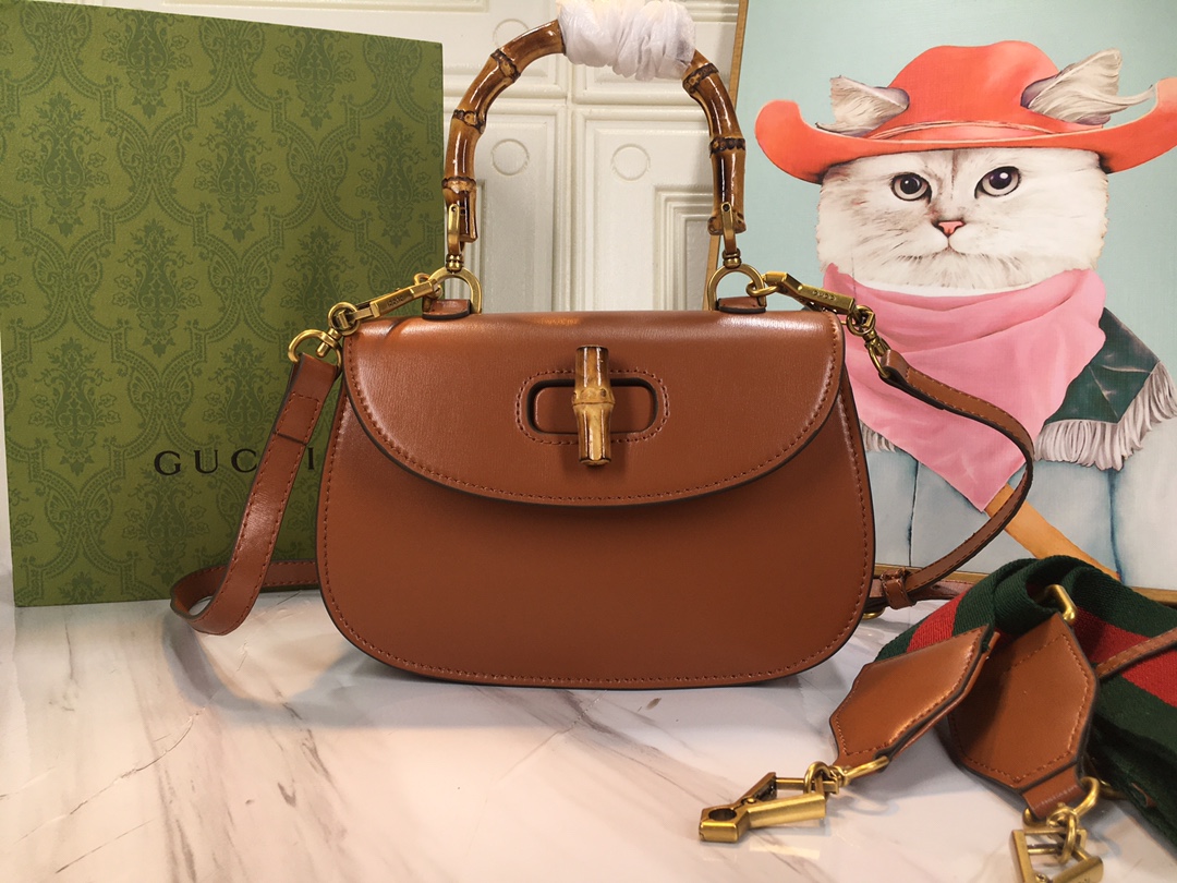 Gucci Bamboo 1947 675797 21X15X7cm