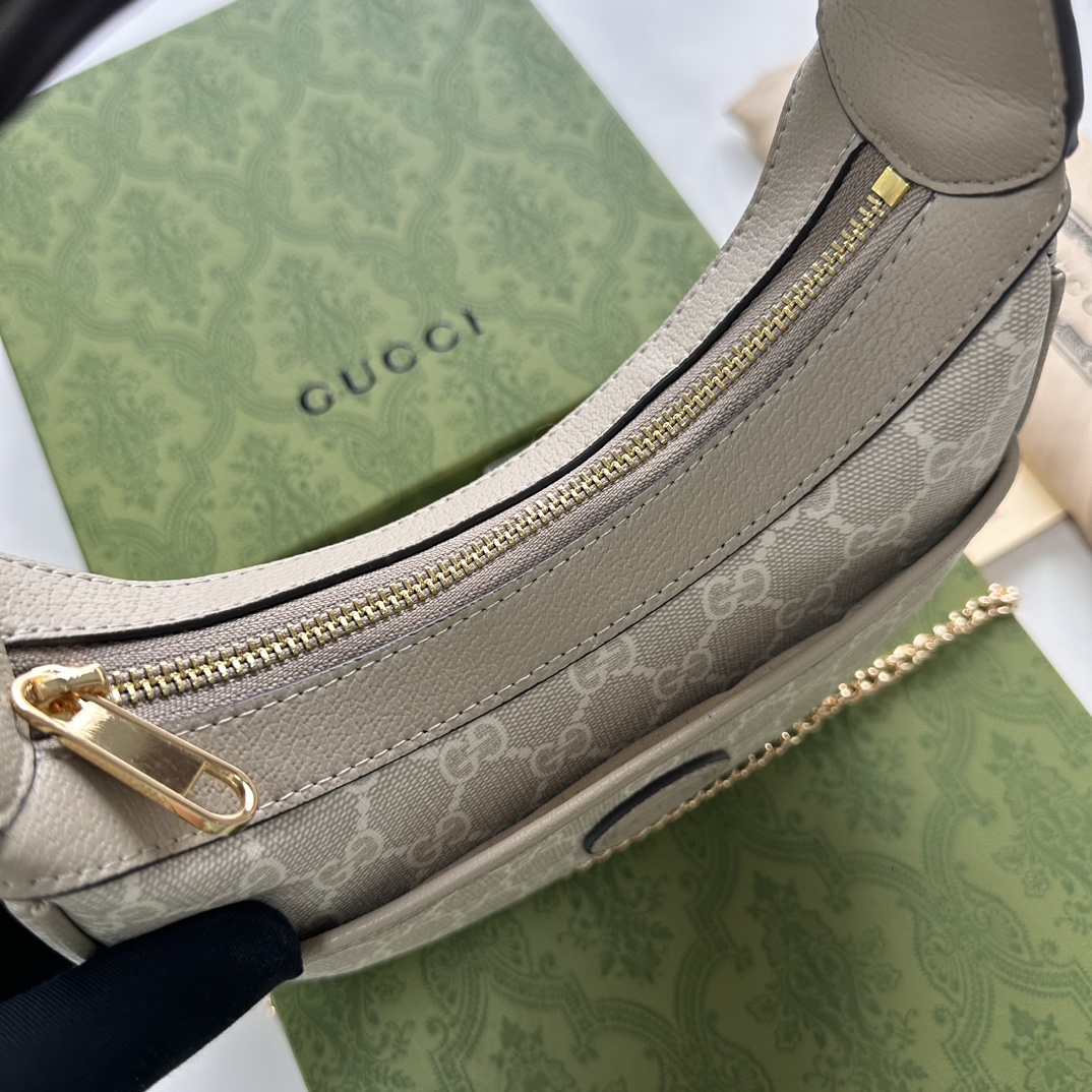 Gucci 726843 22x12.5x5cm