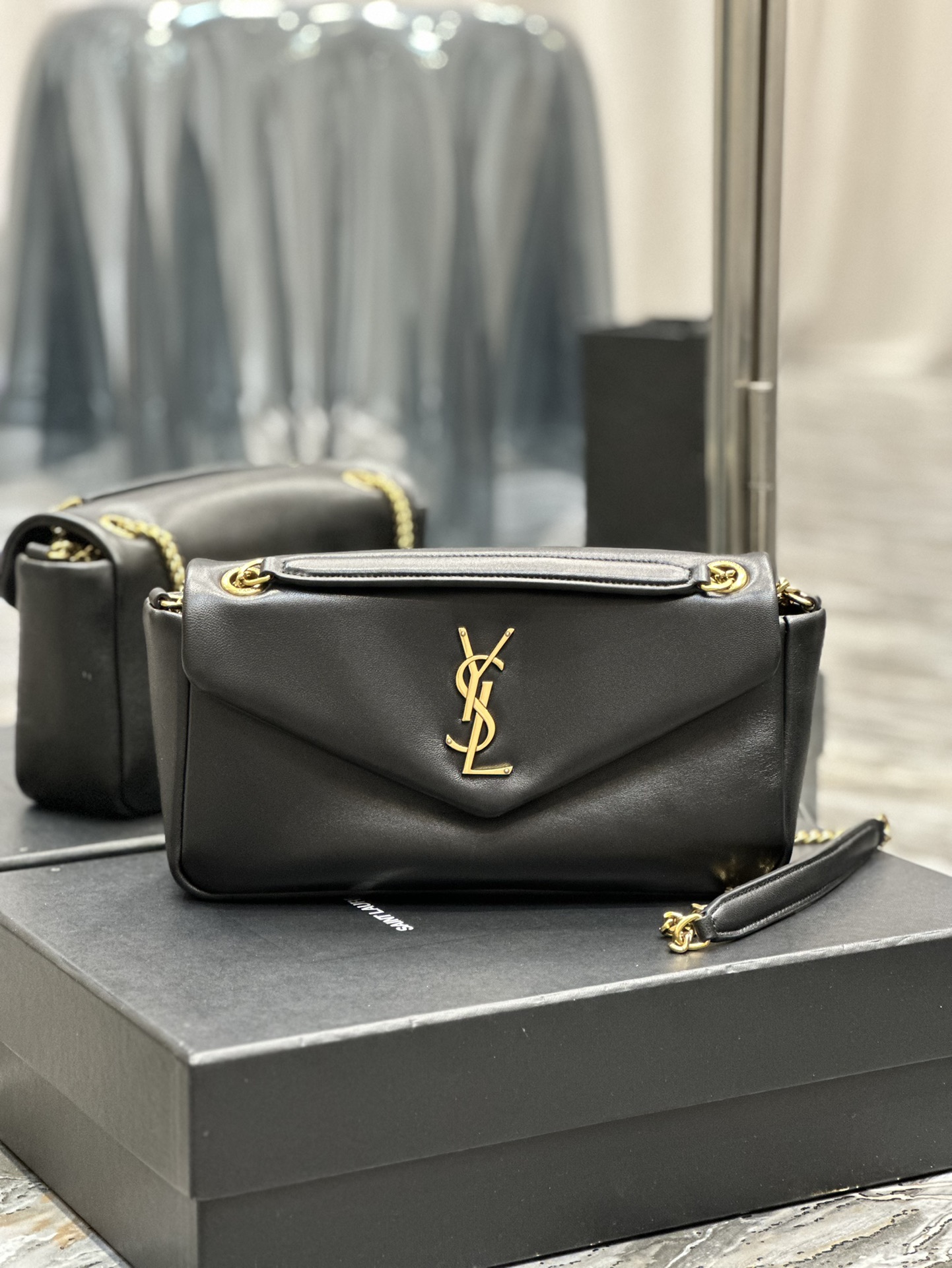 YSL CALYPSO 734153 26×14×7cm