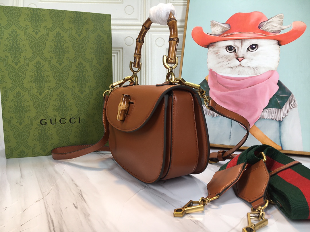 Gucci Bamboo 1947 675797 21X15X7cm