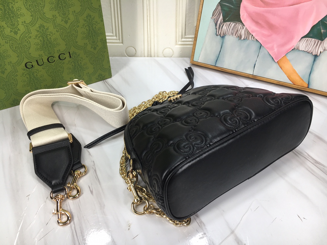 Gucci Matelassé 702229 23.5X19X8cm