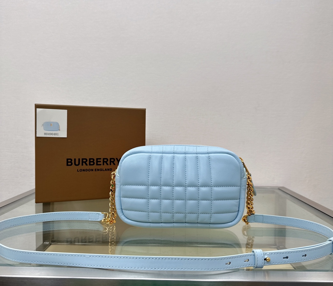 Burberry Lola 048155 (2) 19 x 5.5 x 11cm