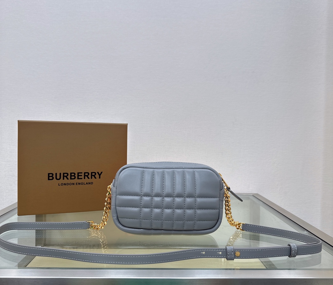 Burberry Lola 048155 (3) 19 x 5.5 x 11cm
