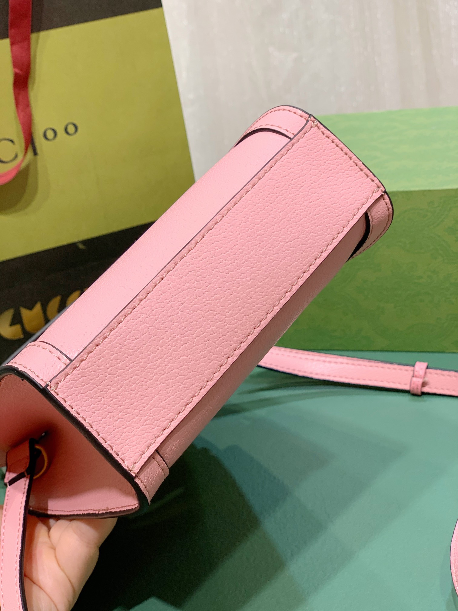 Gucci 739079 15.5x19.5x6cm