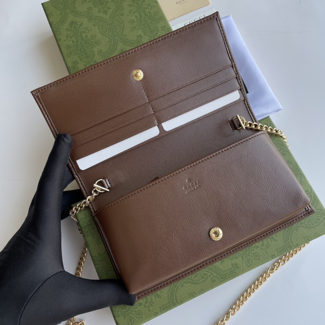 GUCCI 621892 19x10x4cm