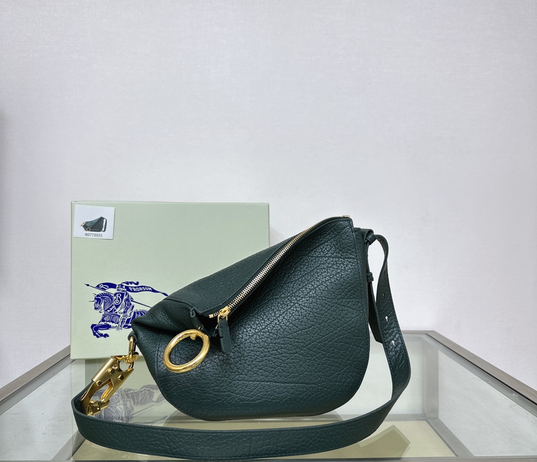 Burberry 553170 (3) 24x×23cm