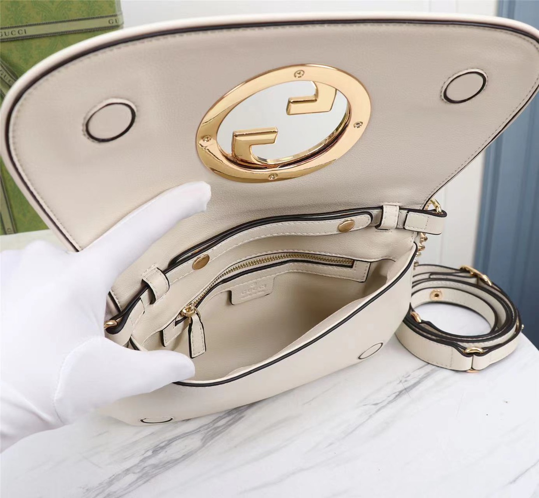 GUCCI 699268 28X16X4cm