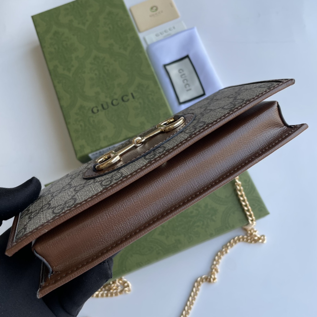 GUCCI 621892 19x10x4cm