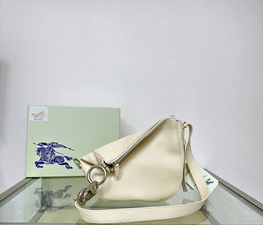 Burberry 553170 (5) 24x×23cm