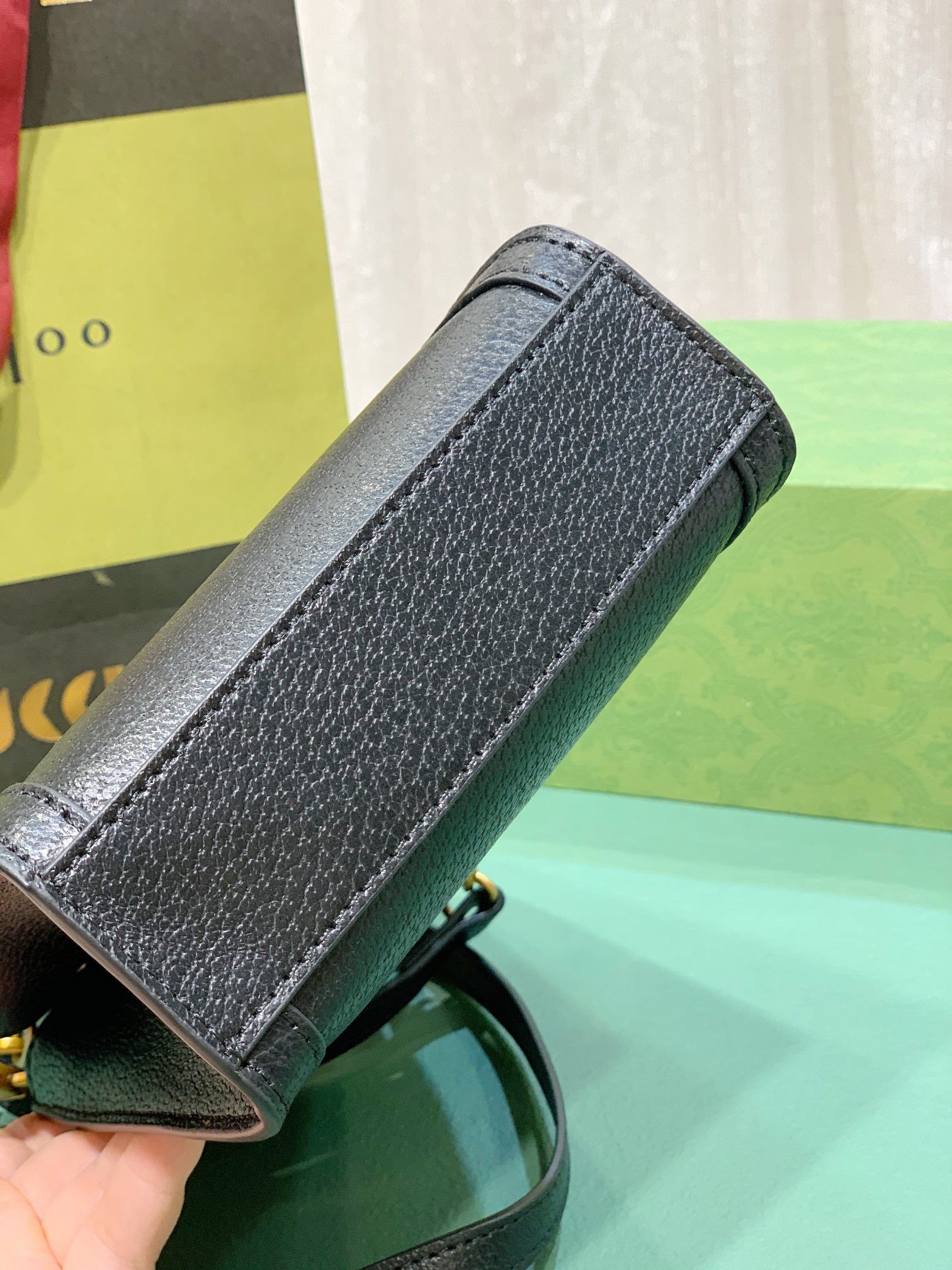 Gucci 739079 15.5x19.5x6cm