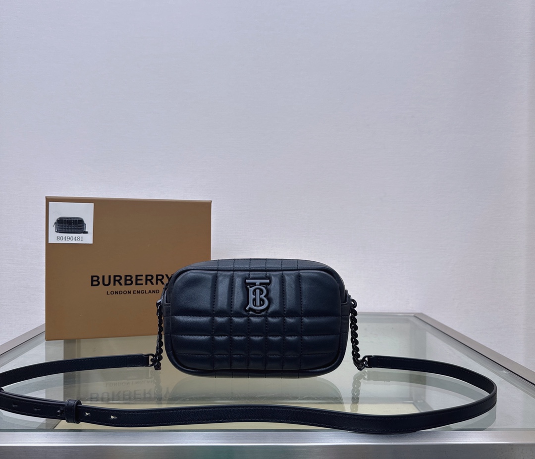 Burberry Lola 048155 19 x 5.5 x 11cm