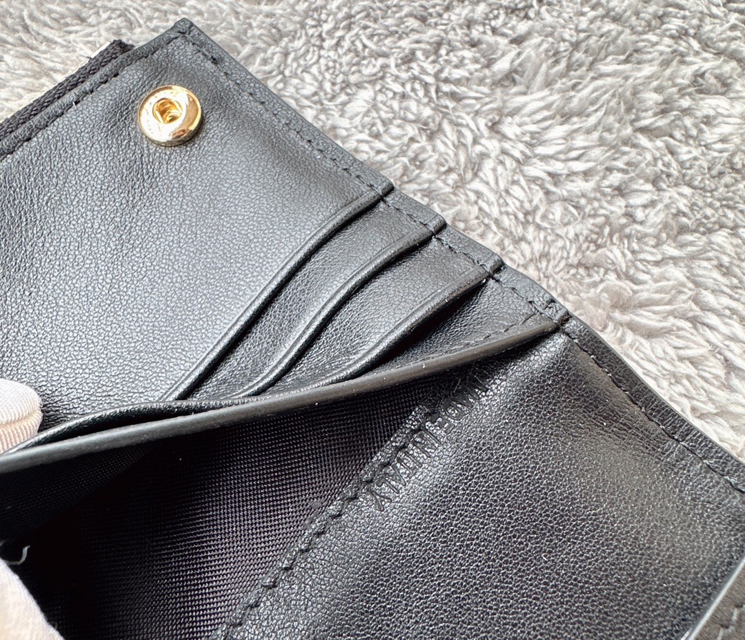 Burberry24 (3) 19x10x2cm