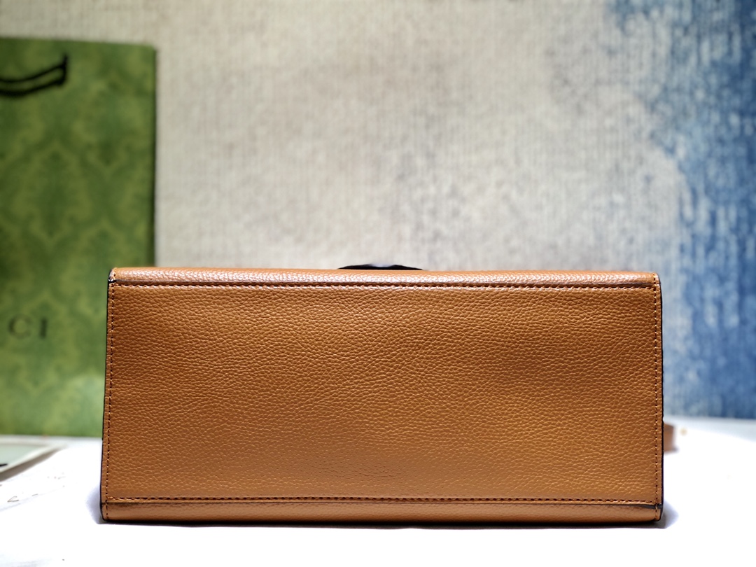 Gucci Marmont 421890 31x23x13cm